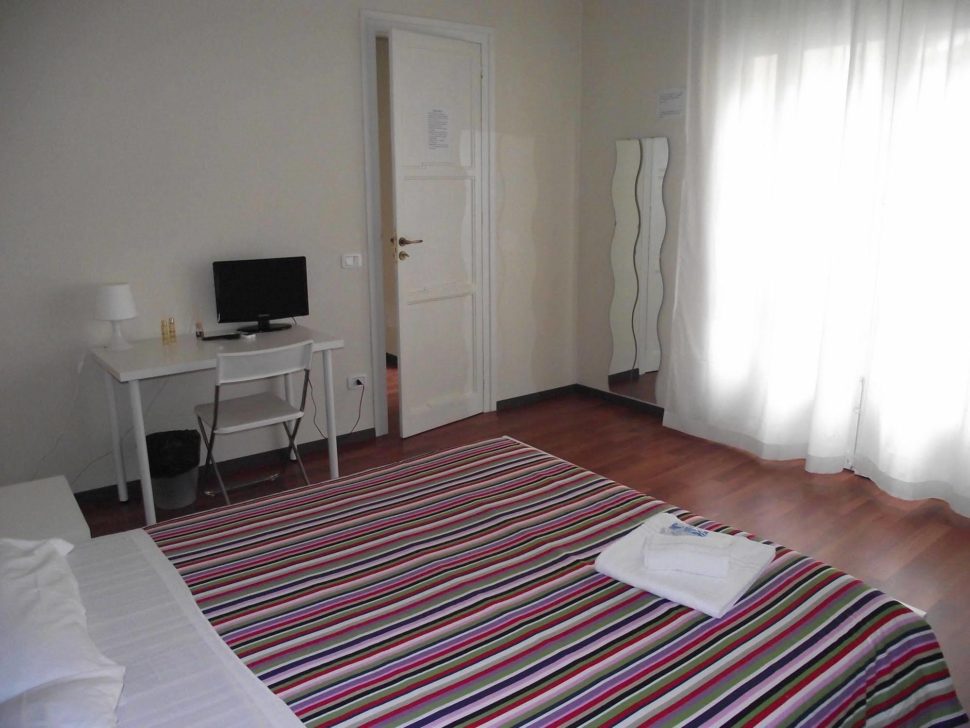 Castelnuovo Rooms #Politeama Palermo Exterior foto