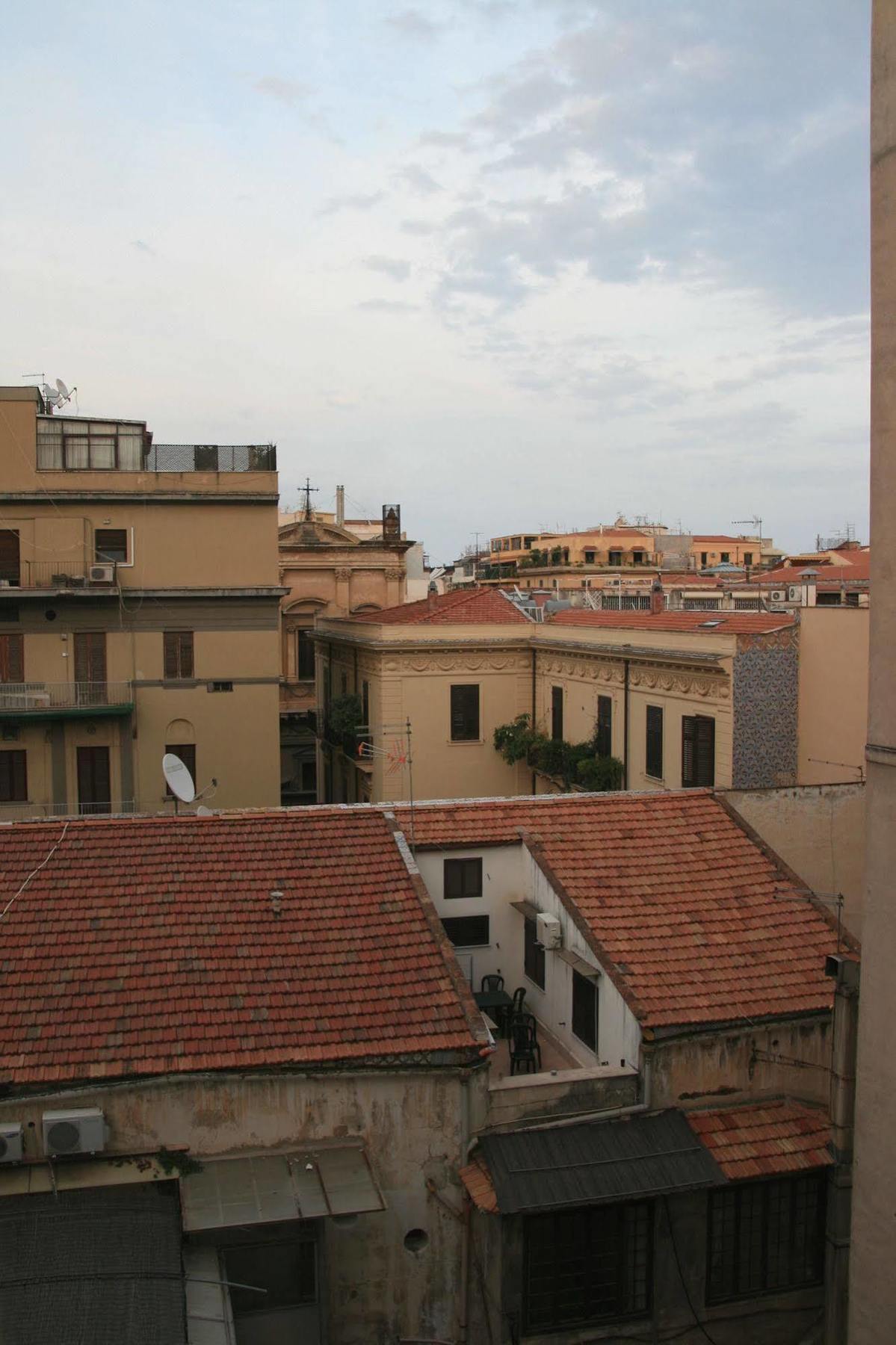 Castelnuovo Rooms #Politeama Palermo Exterior foto